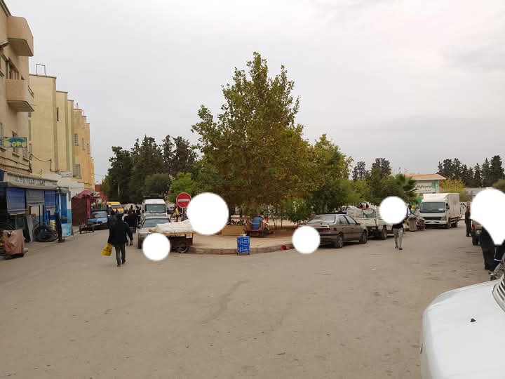 السوق الأسبوعي بصفرو بين فوضى احتلال الملك العمومي وتدخل السلطة