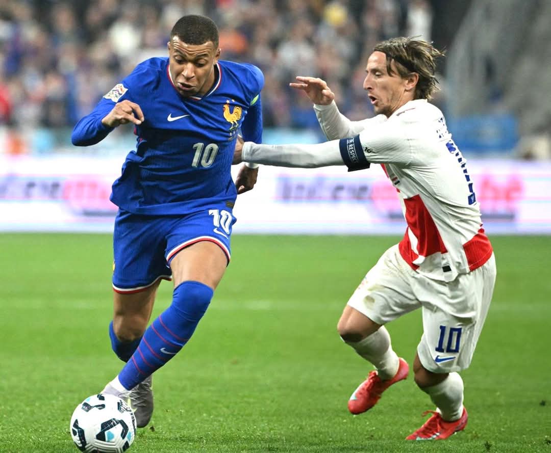 فرنسا تحسم التأهل في ليلة مثيرة!