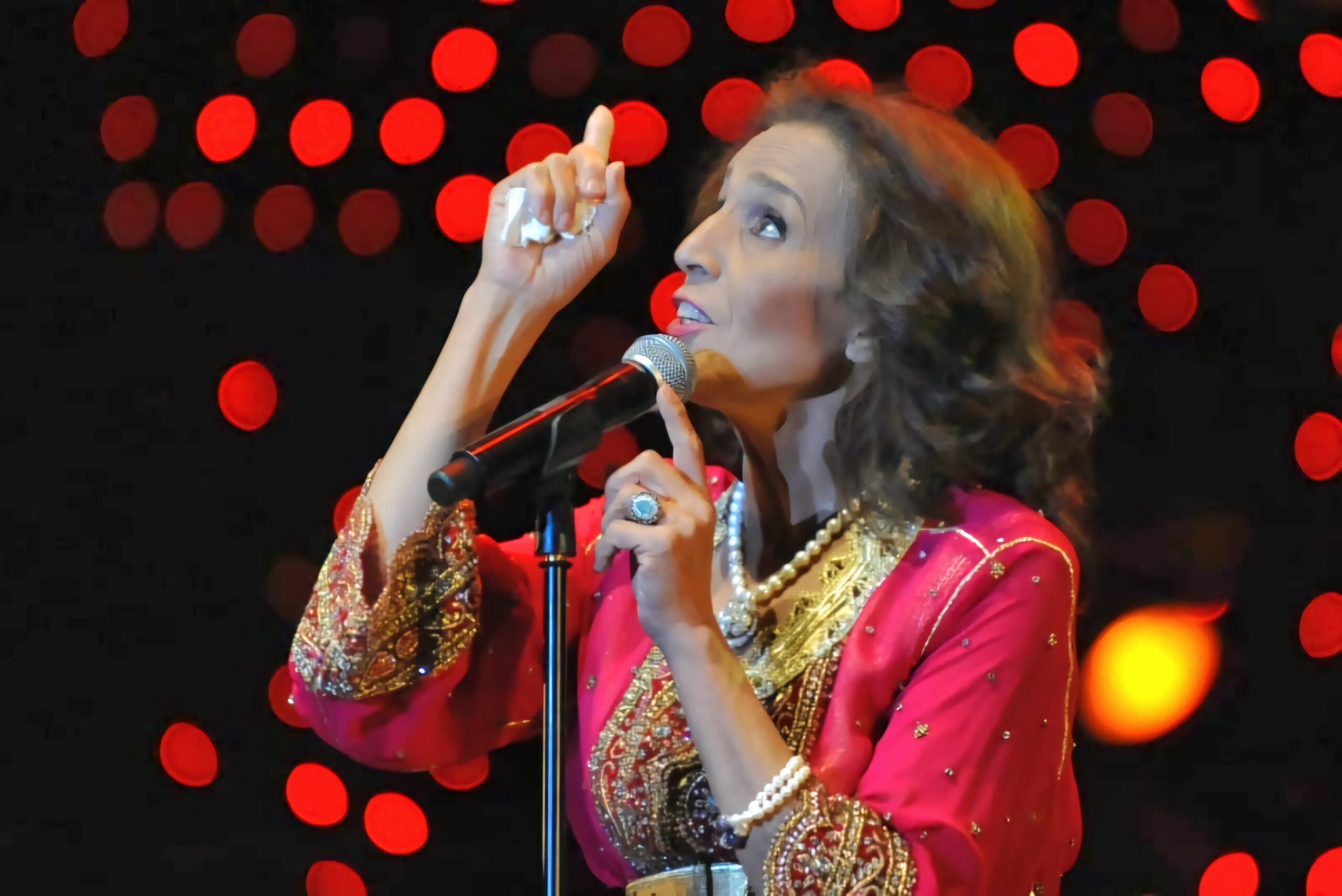 وفاة الفنانة المغربية نعيمة سميح عن عمر يناهز 72 سنة