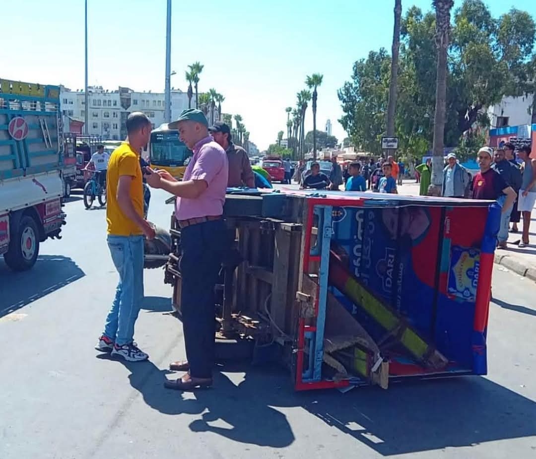 توقيف سائق “تريبورتور” بعد اعتدائه على قائد وسحله في الجديدة