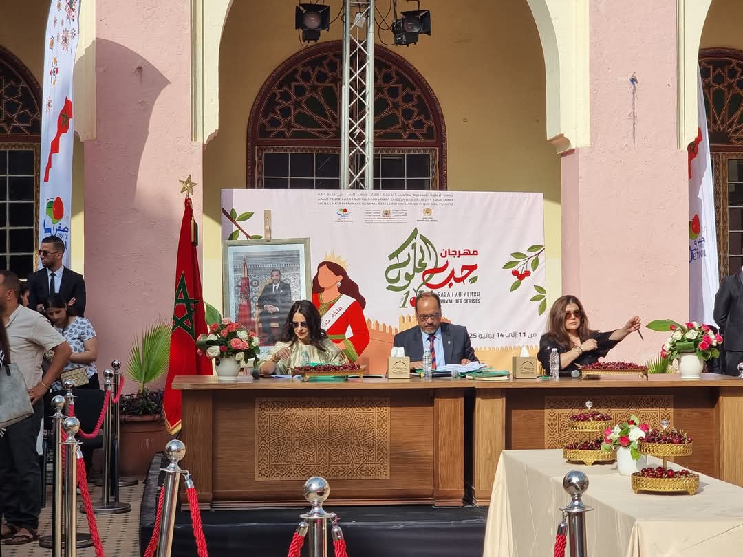 حفل اختيار ملكة جمال حب الملوك بصفرو.. انطلاقة ضعيفة مع ضجيج عارم ومشاركات دون مستوى التطلعات